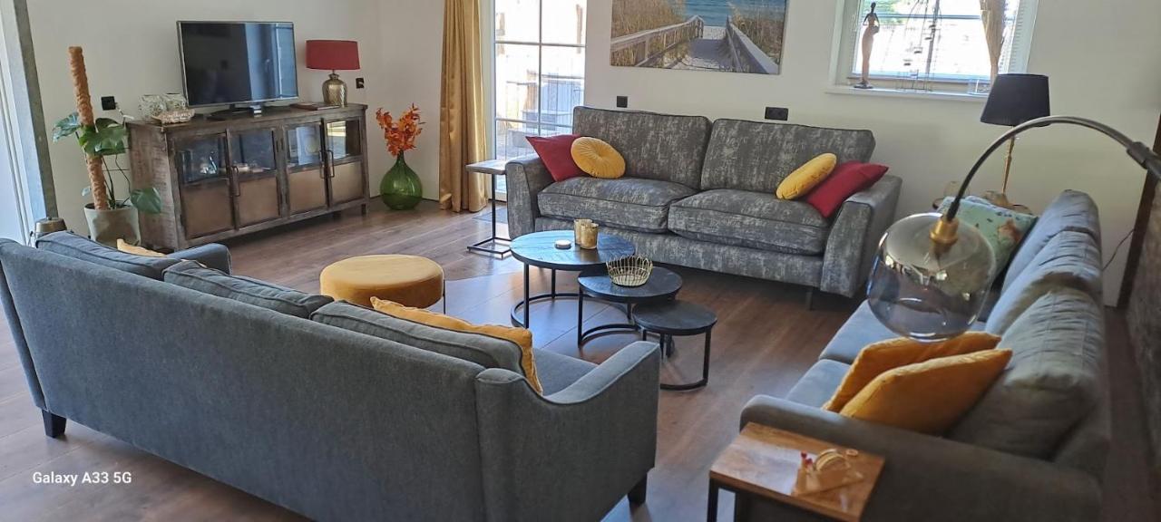 Holiday home Meerland43 *